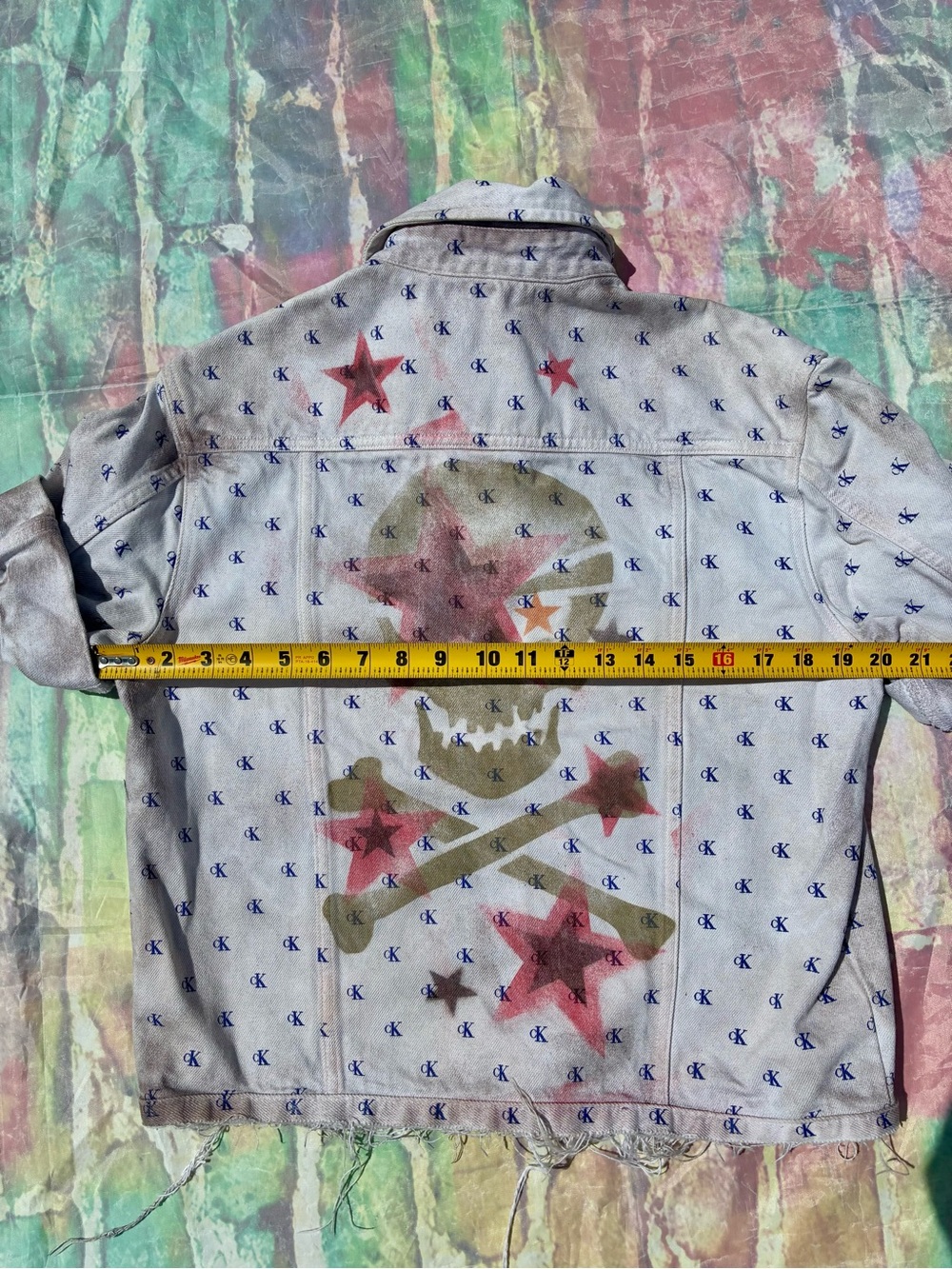 Unisex Calvin Klein Short-Sleeve Denim Jacket with Red Star Print